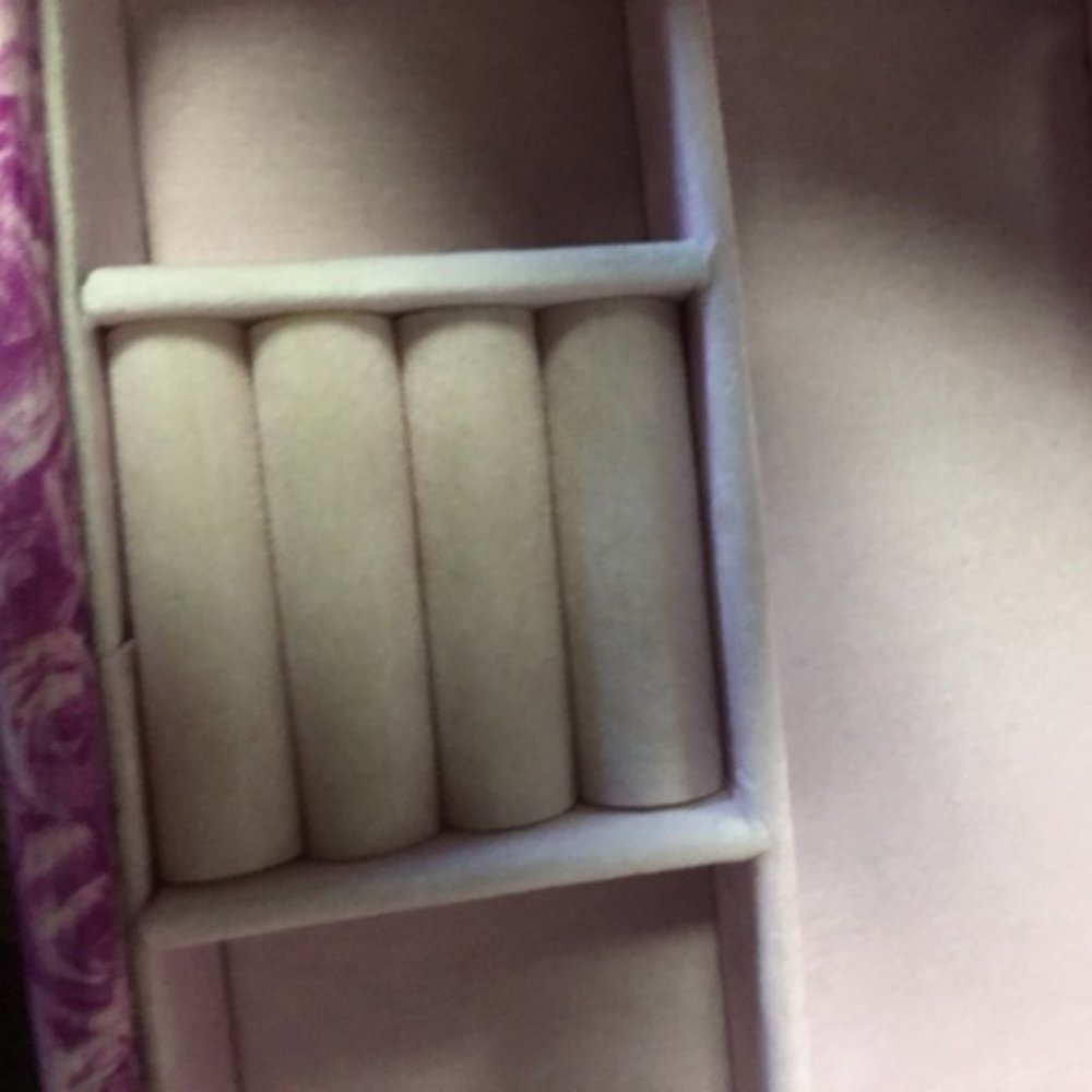 Hasi Hato Vintage Travel Jewelry Case - Picture 9 of 11